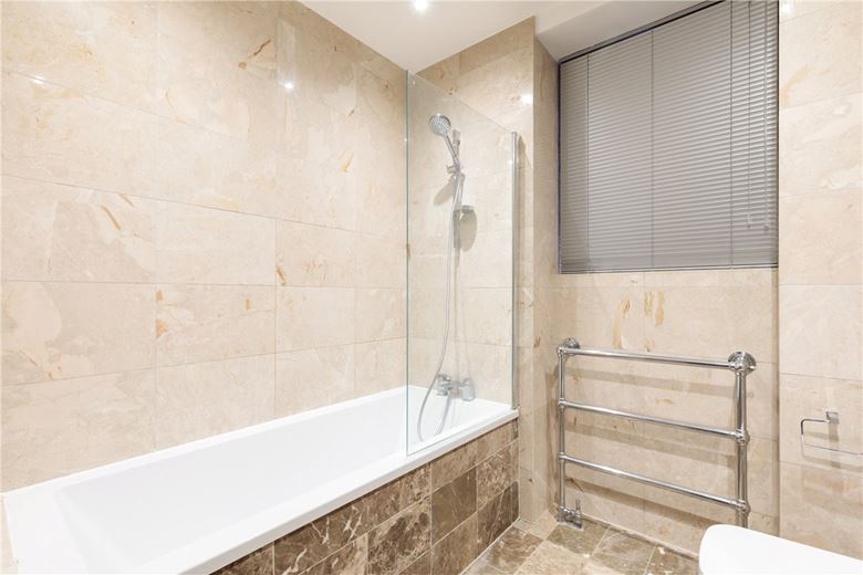 3 bedroom flat, Seymour Place, Marylebone W1H - Available