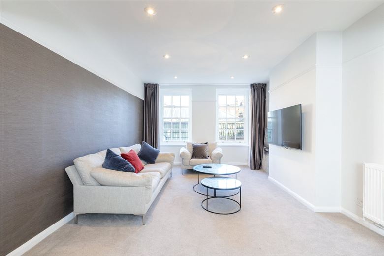 3 bedroom flat, Seymour Place, Marylebone W1H - Available