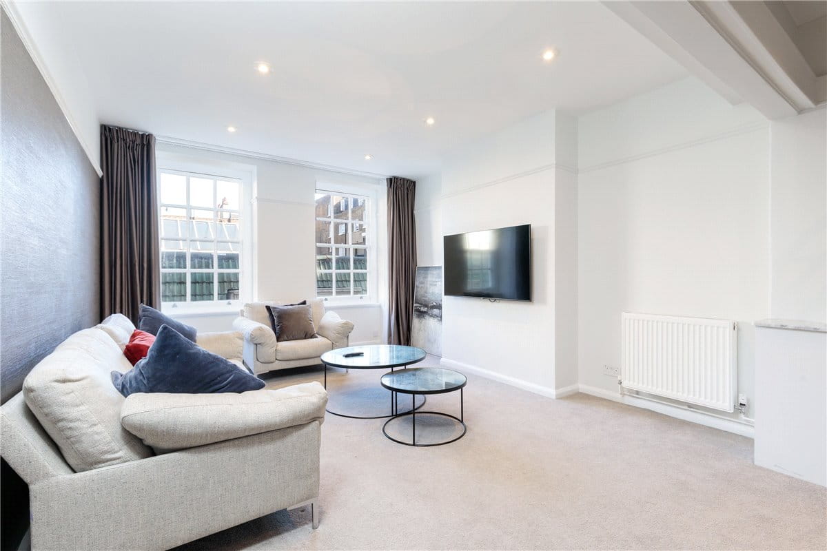 3 bedroom flat, Seymour Place, Marylebone W1H - Available