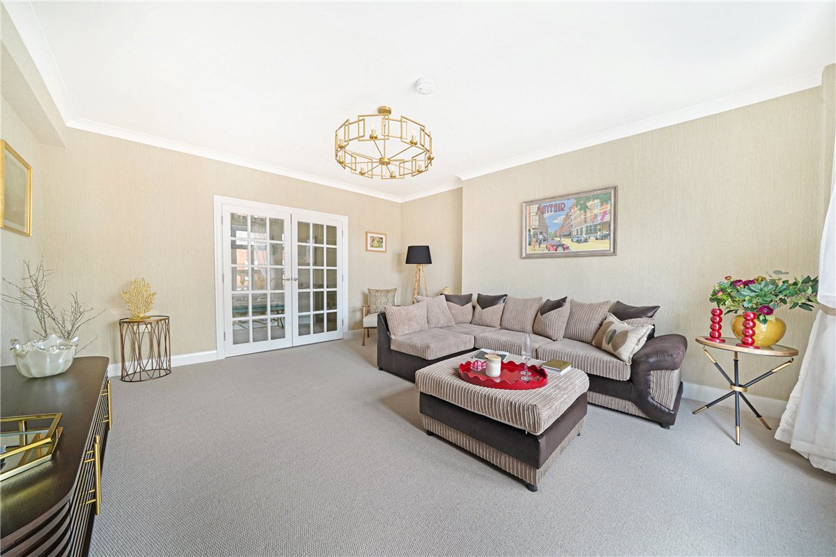 2 bedroom flat, Montagu Mansions, Marylebone W1U - Available