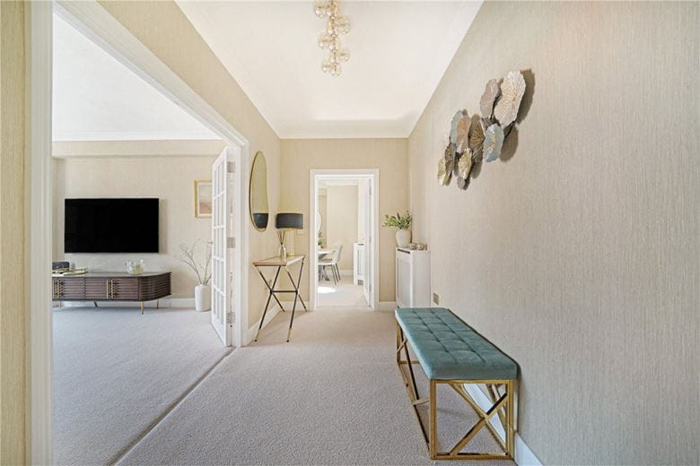 2 bedroom flat, Montagu Mansions, Marylebone W1U - Available