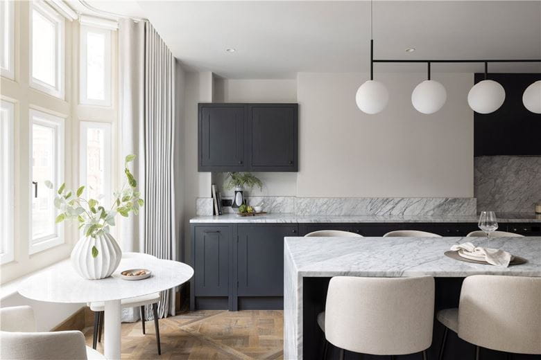 2 bedroom flat, Wigmore Street, London W1U