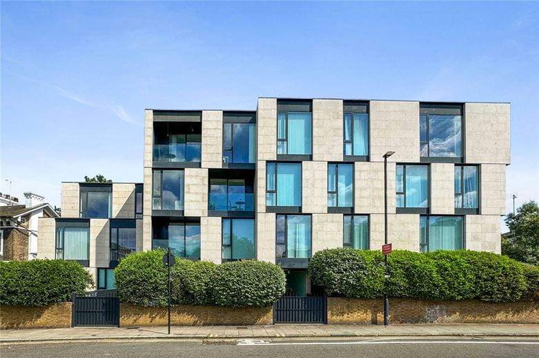 3 bedroom flat, Latitude House, Oval Road NW1 - Available