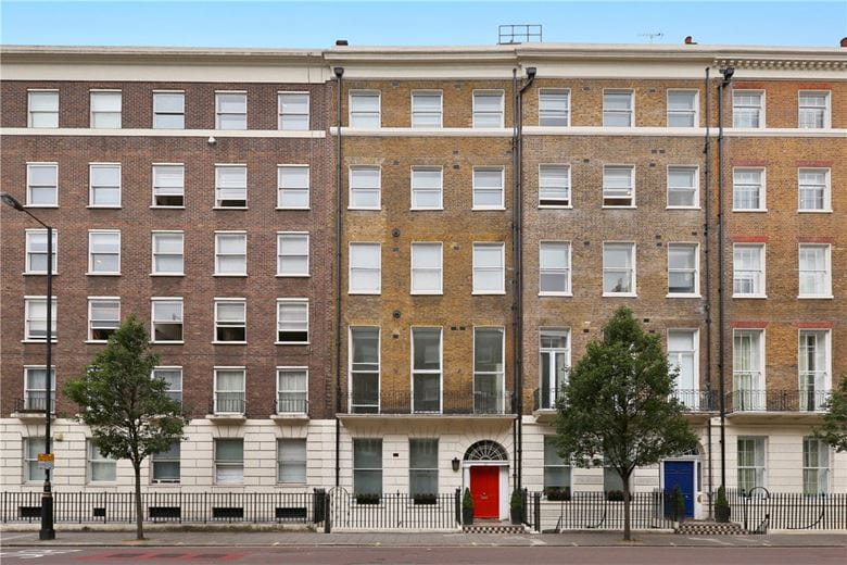 2 bedroom flat, Gloucester Place, London W1U - Available