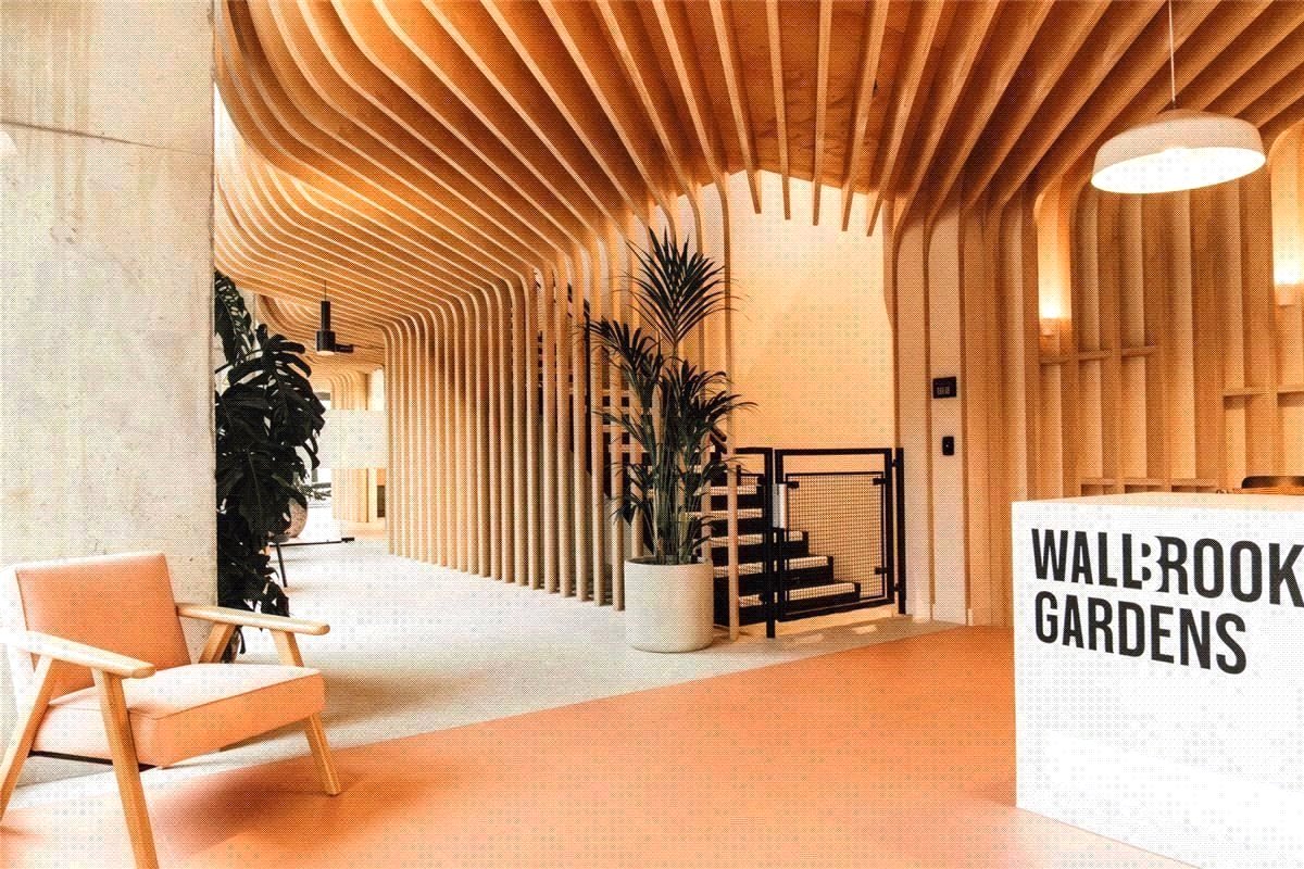 3 bedroom flat, Heartwell Avenue, London E16 - Available