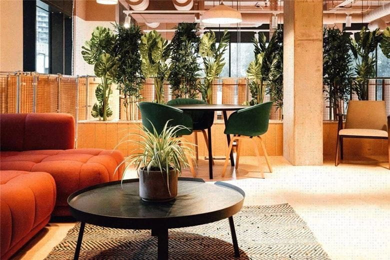 3 bedroom flat, Heartwell Avenue, London E16 - Available