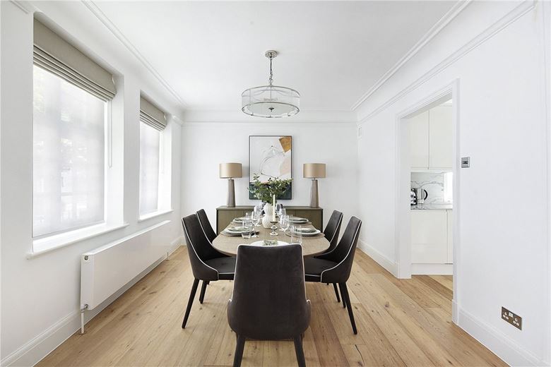 2 bedroom maisonette, Wheatley Street, Marylebone W1G - Available