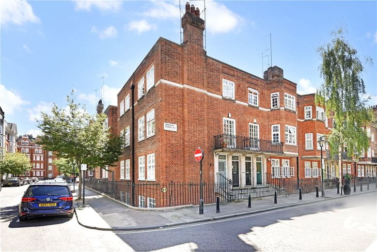 2 bedroom maisonette, Wheatley Street, Marylebone W1G - Available