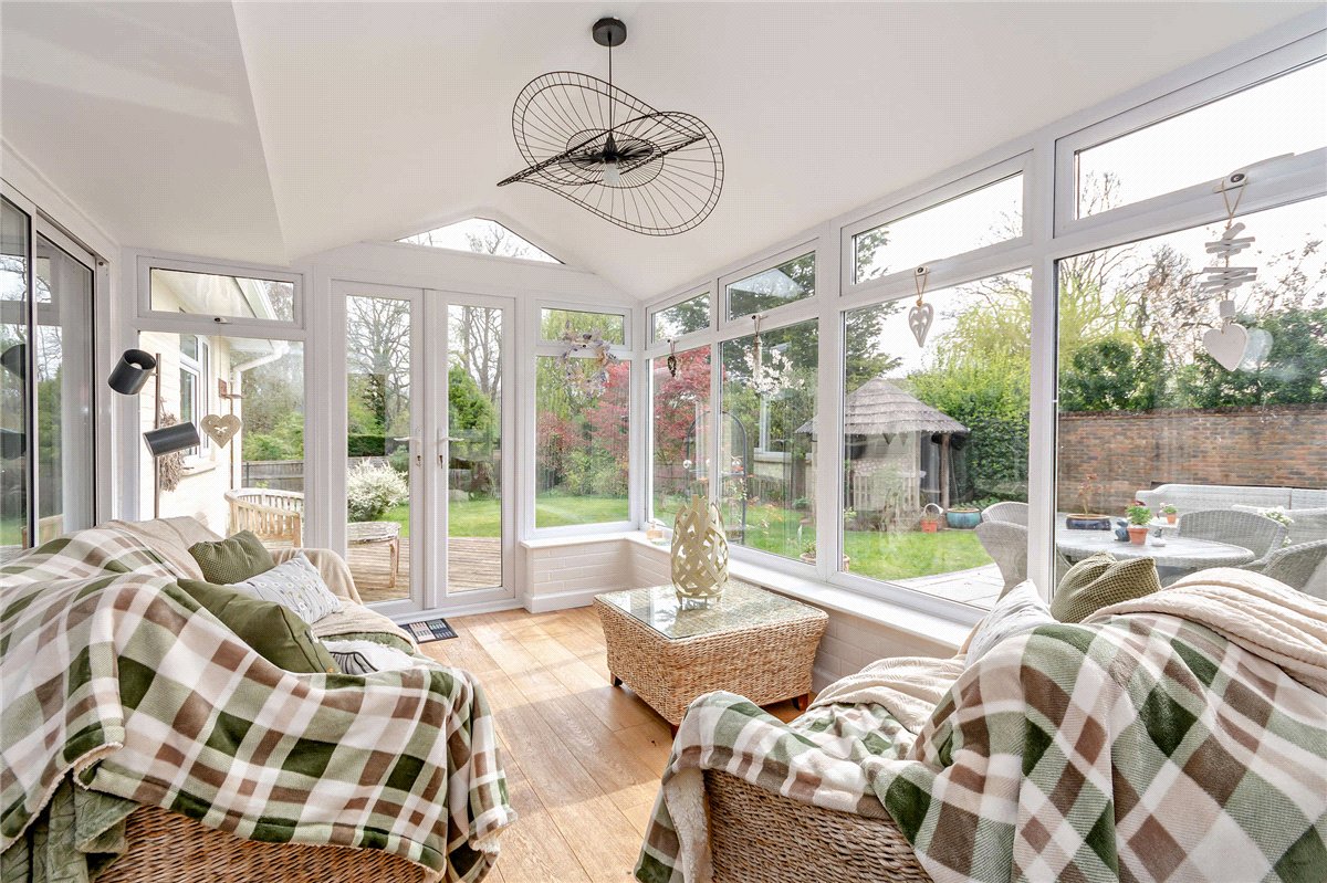 3 bedroom house, Craven Road, Inkpen RG17 - Available