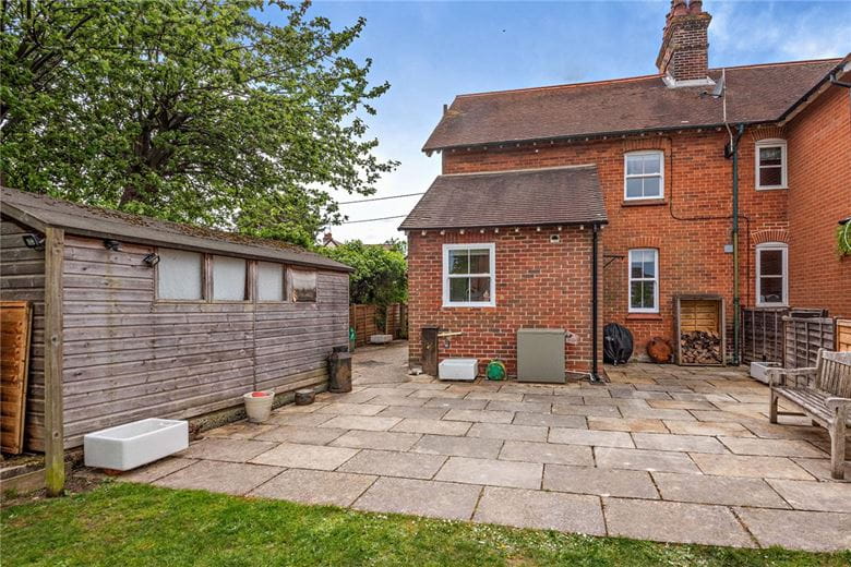 3 bedroom house, Inkpen Road, Kintbury RG17 - Available