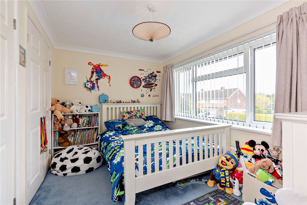 3 bedroom house, Charter Road, Newbury RG14 - Sold STC