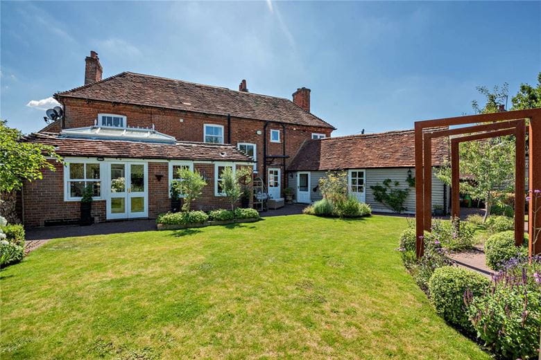 5 bedroom house, High Street, Chieveley RG20 - Sold STC