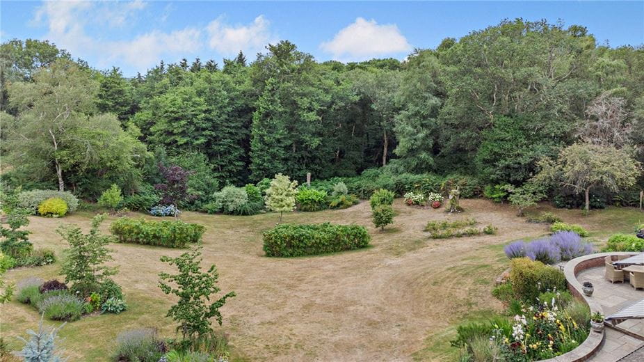 4 bedroom house, Crookham Common Road, Crookham Common RG19 - Sold STC