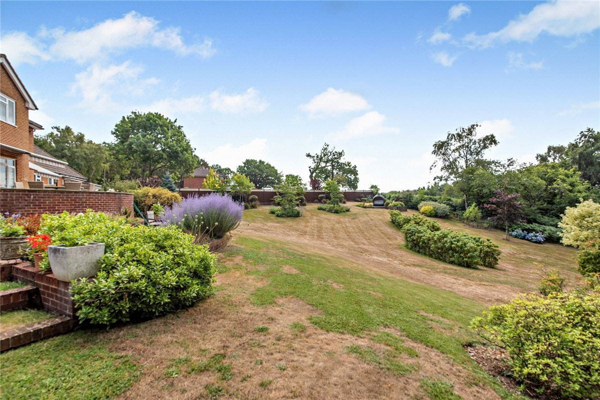 4 bedroom house, Crookham Common Road, Crookham Common RG19 - Sold STC