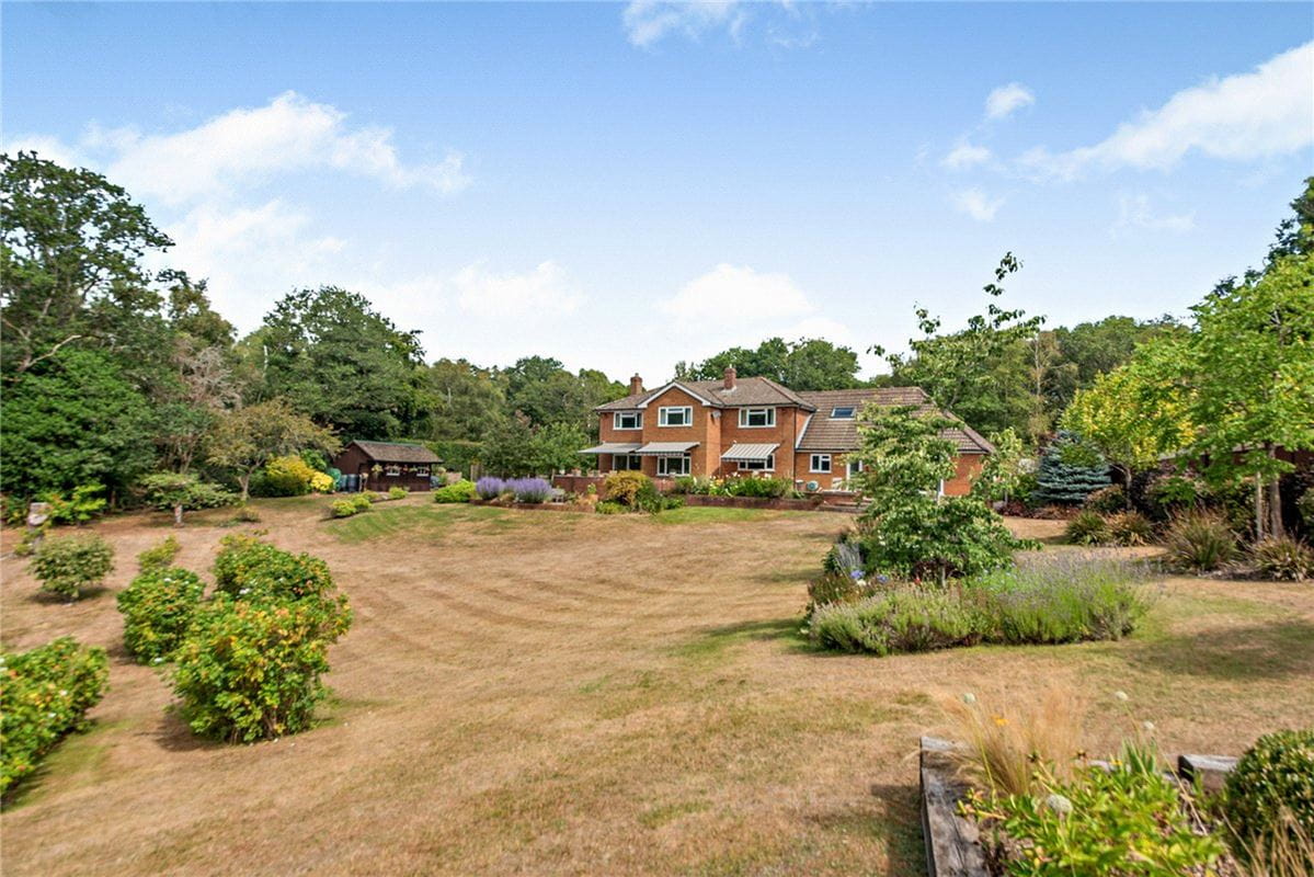 4 bedroom house, Crookham Common Road, Crookham Common RG19 - Sold STC