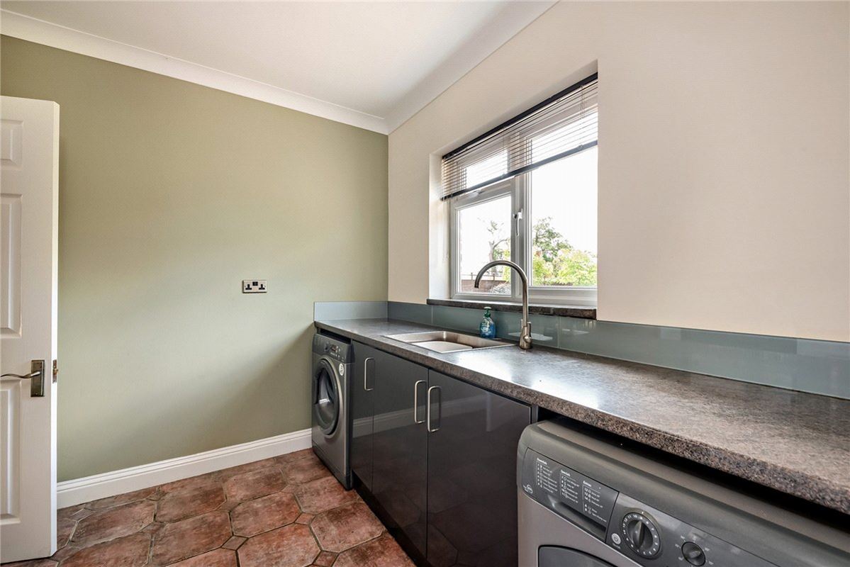 4 bedroom house, Crookham Common Road, Crookham Common RG19 - Sold STC