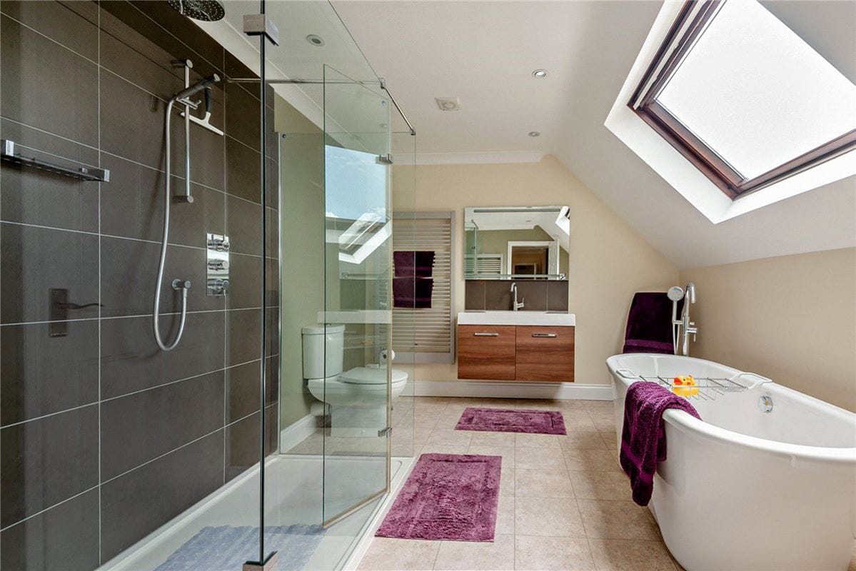 4 bedroom house, Crookham Common Road, Crookham Common RG19 - Sold STC