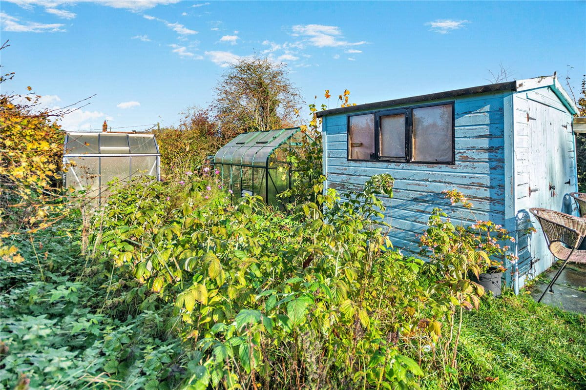3 bedroom cottage, Eastbury, Hungerford RG17 - Available