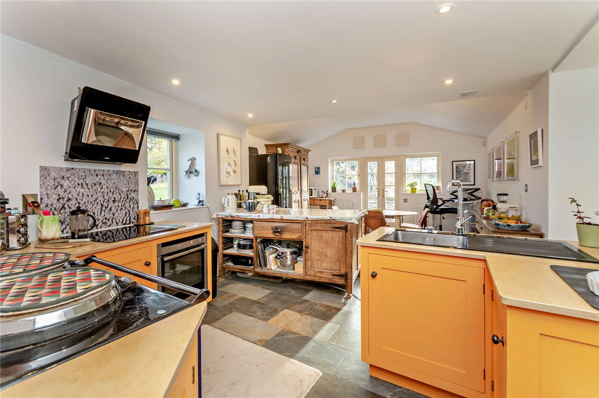 3 bedroom cottage, Eastbury, Hungerford RG17 - Available