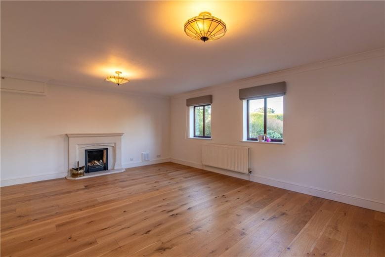 5 bedroom house, Post Office Road, Inkpen RG17 - Available