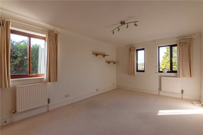 5 bedroom house, Post Office Road, Inkpen RG17 - Available