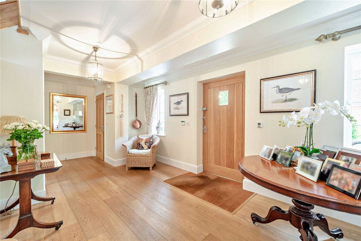 5 bedroom house, Yattendon Road, Hermitage RG18 - Available