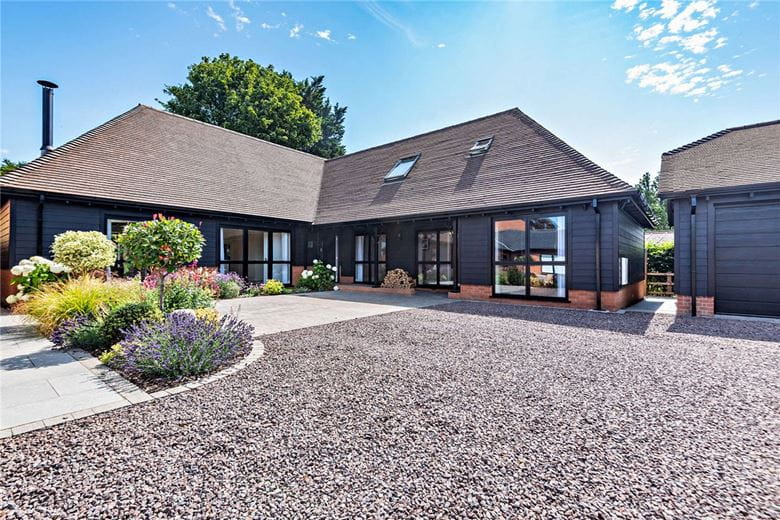 4 bedroom house, Clayton Mews, St. Mary Bourne SP11 - Available