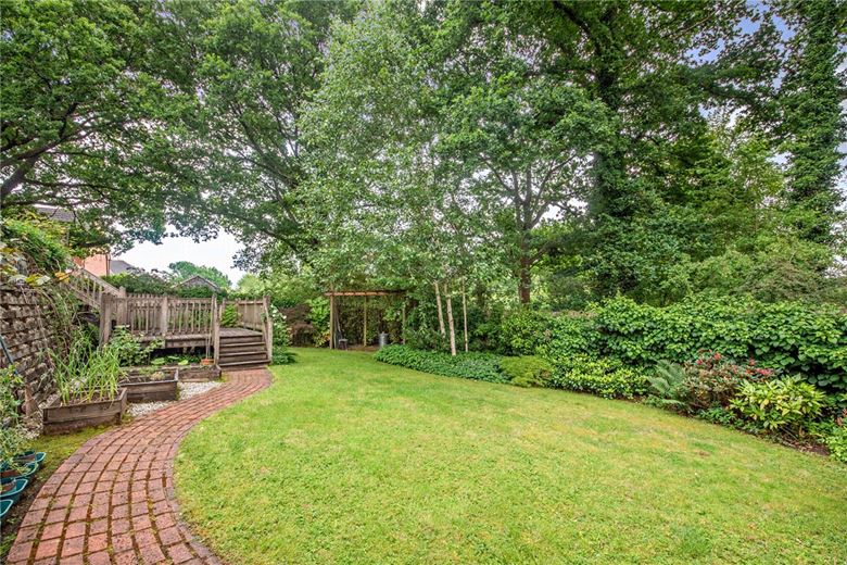 5 bedroom house, Spring Gardens, Newbury RG20 - Sold STC