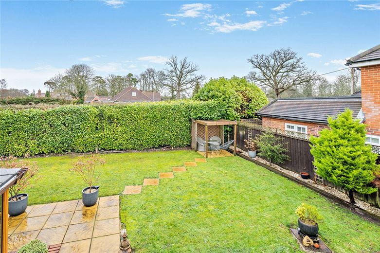 4 bedroom house, Copnor Close, Woolton Hill RG20 - Available