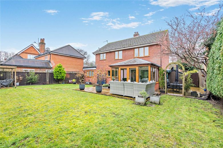 4 bedroom house, Copnor Close, Woolton Hill RG20 - Available