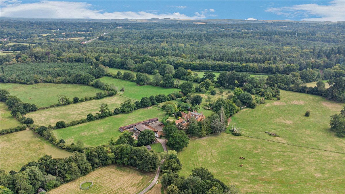 7 bedroom house, East Woodhay, Newbury RG20 - Sold