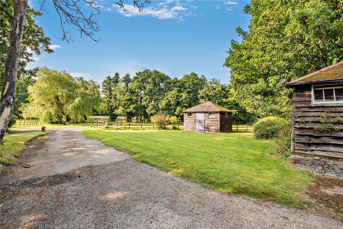 7 bedroom house, East Woodhay, Newbury RG20 - Sold