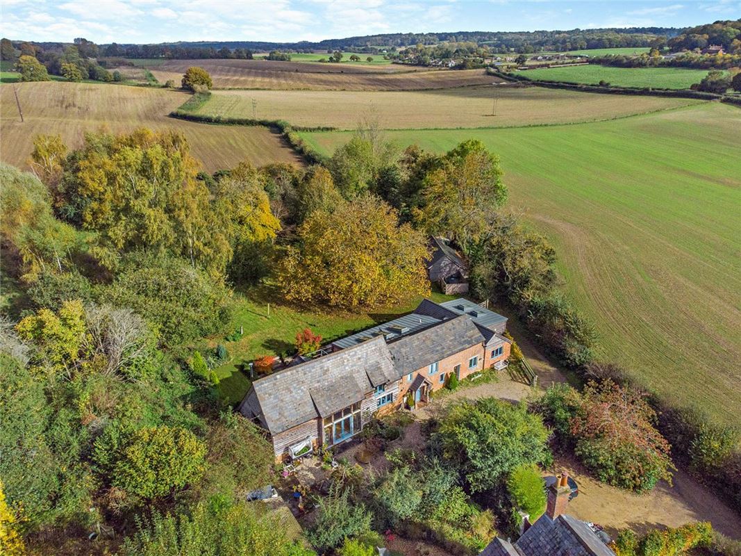 4 bedroom house, Long Lane, Shaw RG14 - Sold STC