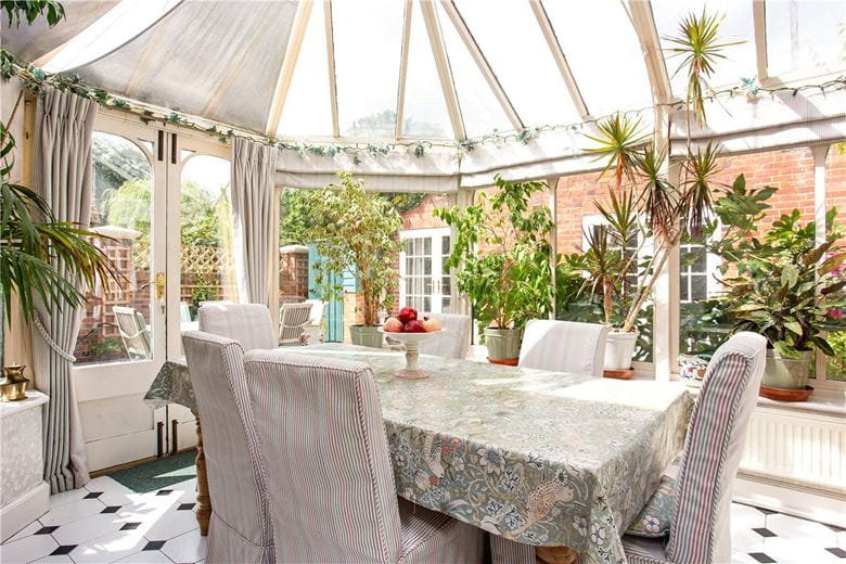 6 bedroom house, Eastbury, Hungerford RG17 - Available