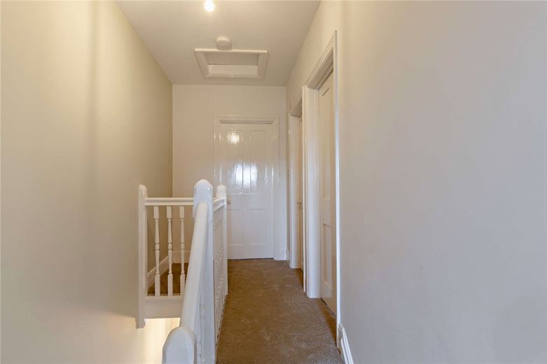 3 bedroom house, Andover Road, Newbury RG14 - Sold