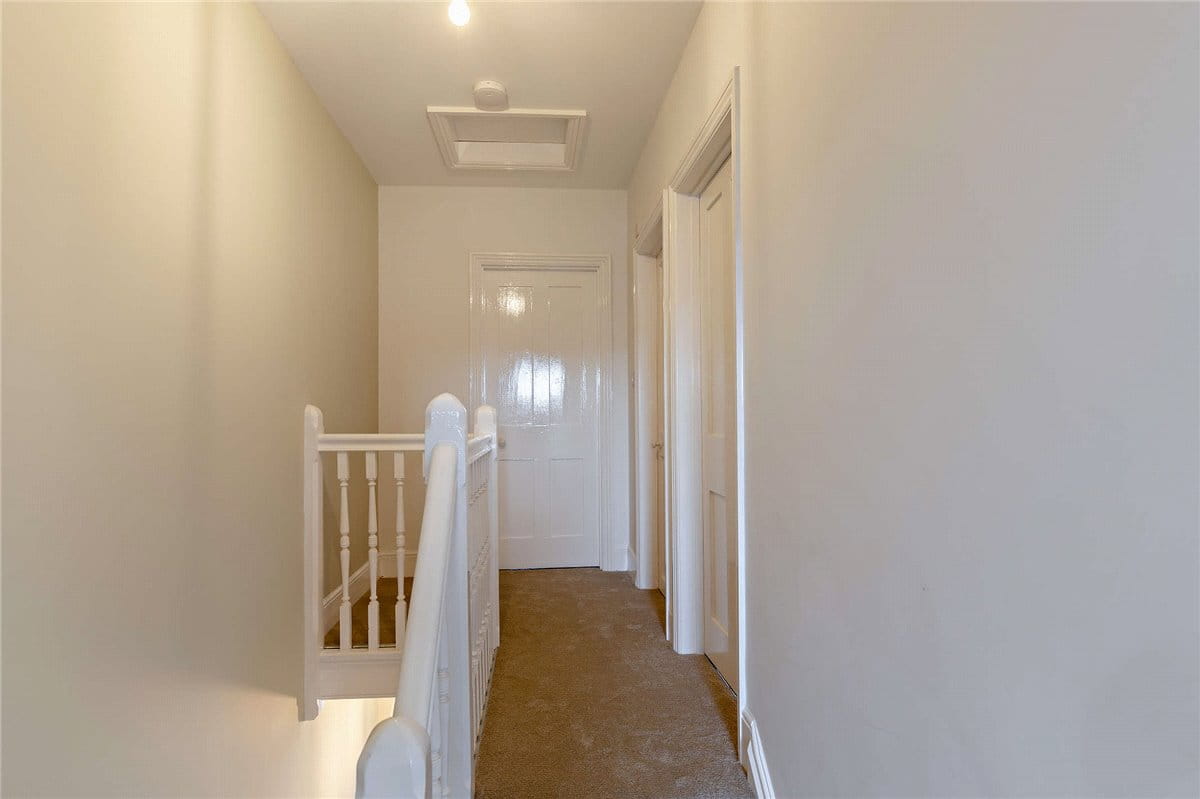 3 bedroom house, Andover Road, Newbury RG14 - Sold