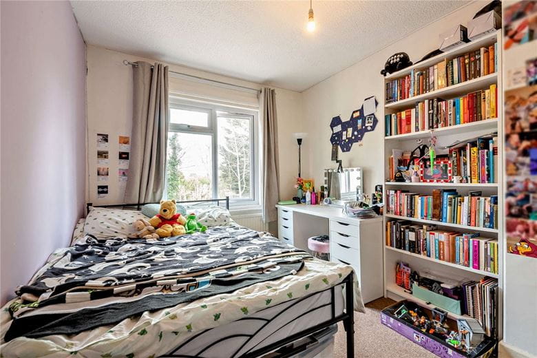 4 bedroom house, Green Lane, Newbury RG14 - Available