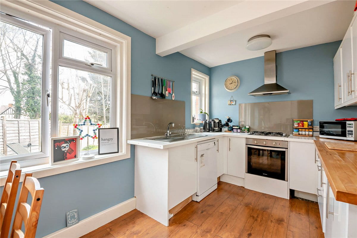 4 bedroom house, Green Lane, Newbury RG14 - Available