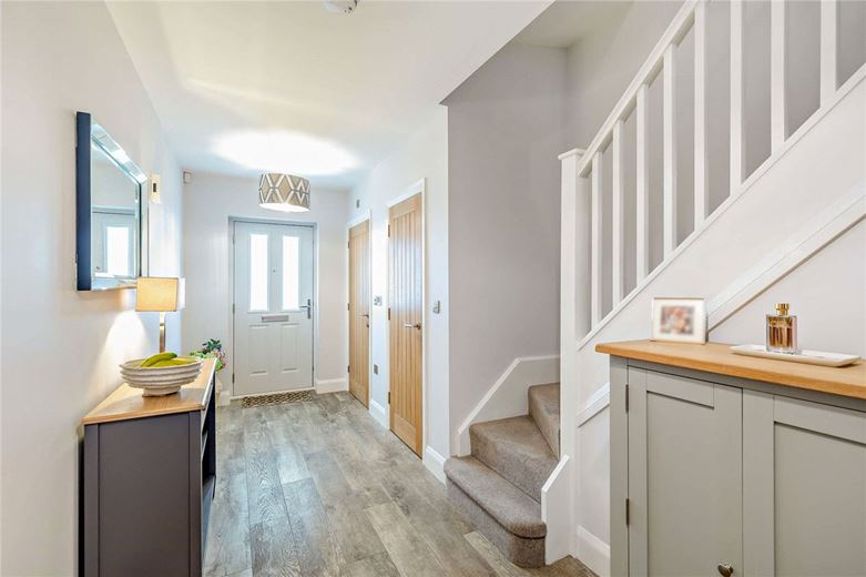 5 bedroom house, The Dolmans, Shaw RG14 - Available