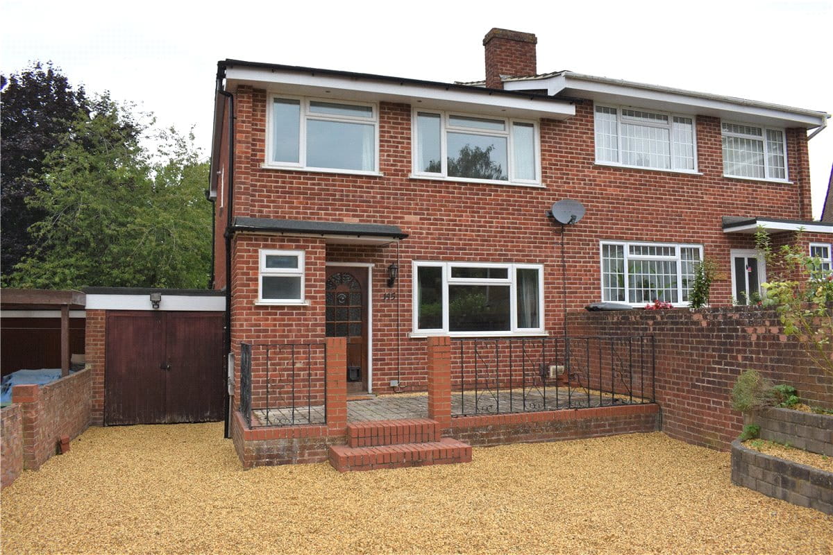 3 bedroom house, Newbury, Berkshire RG14 - Sold