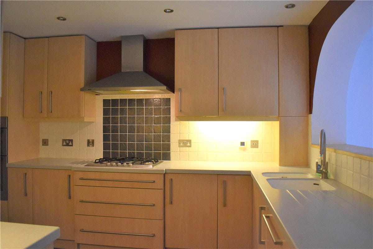 3 bedroom house, Newbury, Berkshire RG14 - Sold