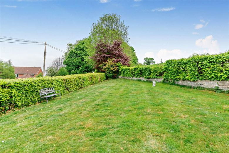 2 bedroom bungalow, Sheepdrove Road, Lambourn RG17 - Sold STC