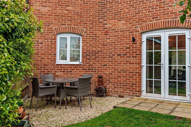 3 bedroom house, Merlin Road, Bishops Green RG20 - Sold STC