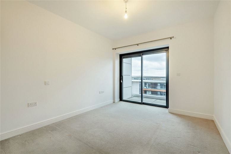 1 bedroom flat, Kingman Way, Newbury RG14 - Sold STC
