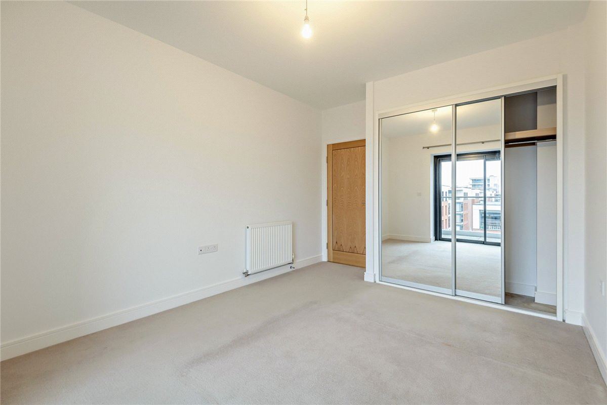 1 bedroom flat, Kingman Way, Newbury RG14 - Sold STC