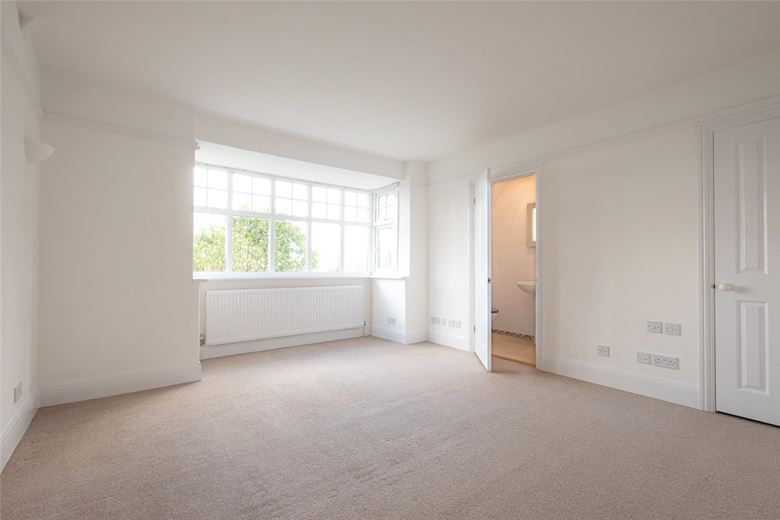 4 bedroom house, The Ridge, Cold Ash RG18 - Sold STC