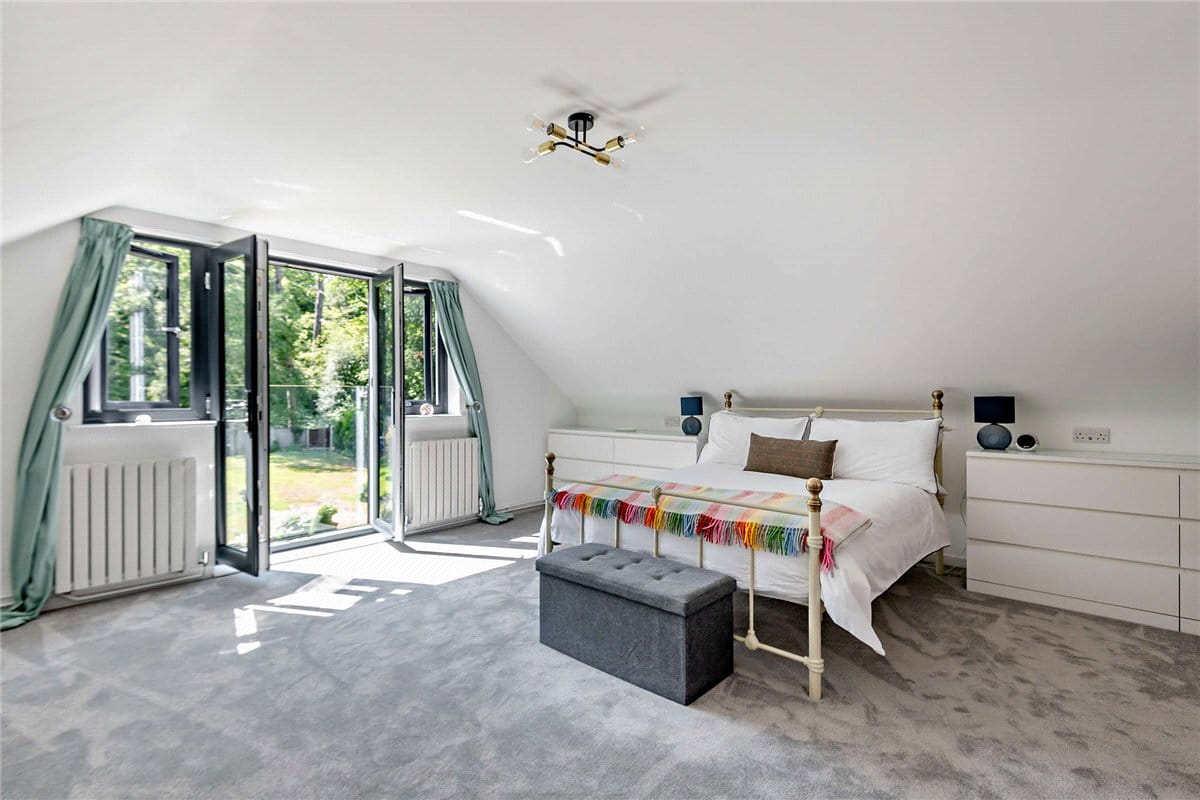 6 bedroom house, Hampstead Norreys Road, Hermitage RG18 - Sold STC