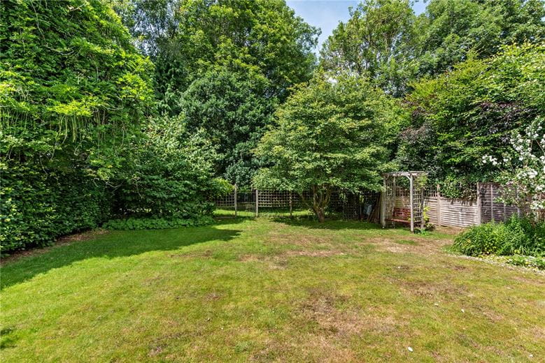 5 bedroom house, Hampstead Norreys Road, Hermitage RG18 - Available