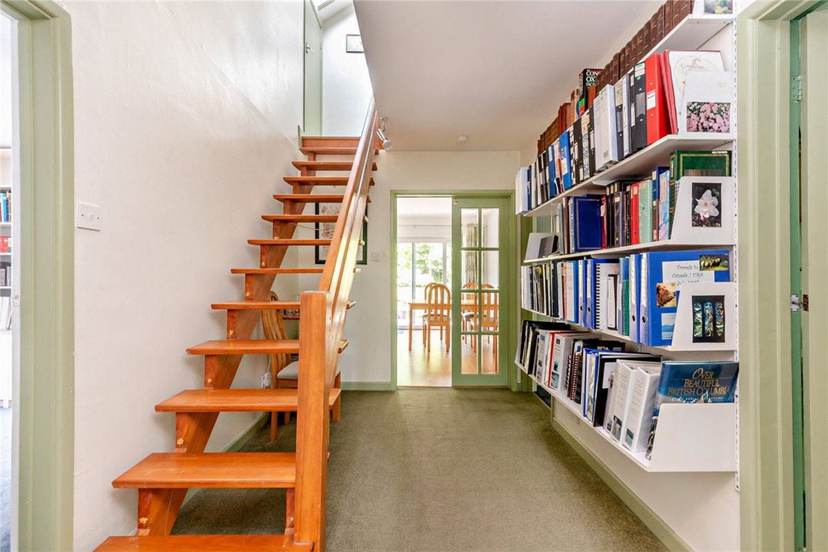 5 bedroom house, Hampstead Norreys Road, Hermitage RG18 - Available