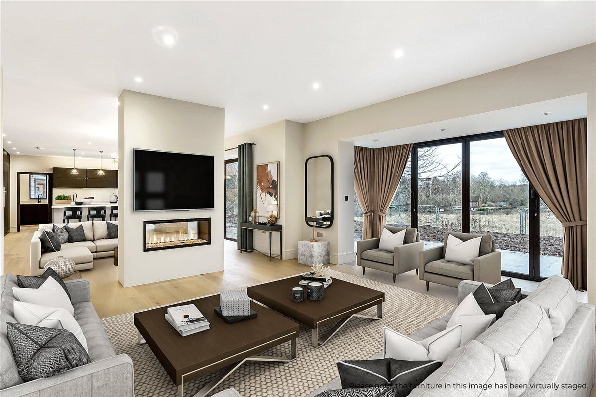 4 bedroom house, Speen Lane, Newbury RG14 - Available